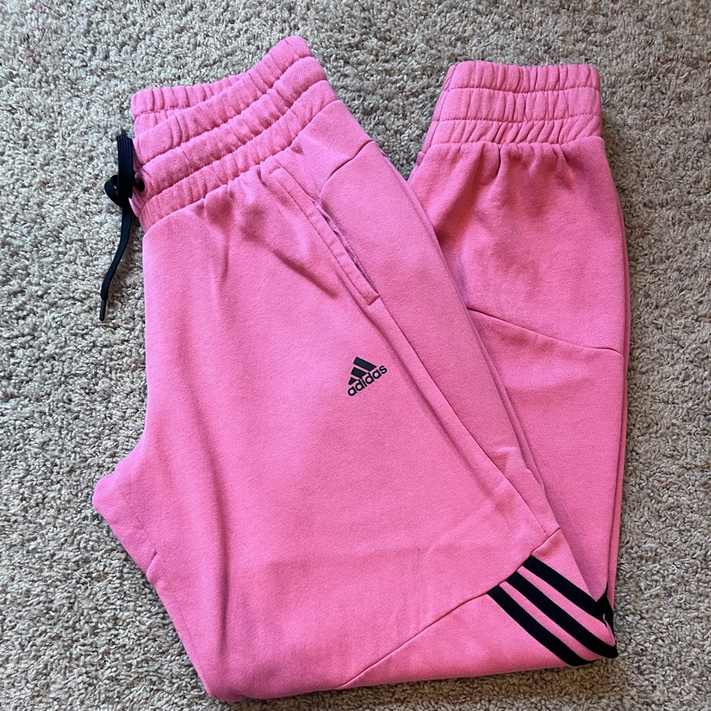 Pink adidas sweatpants!!